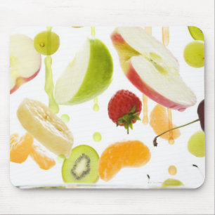 Frisches, gemischtes Obst mit Apfel- und Orangensa Mousepad