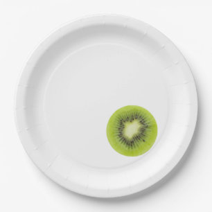 Frisches Kiwi. Runde Scheibe abgeschieden Pappteller