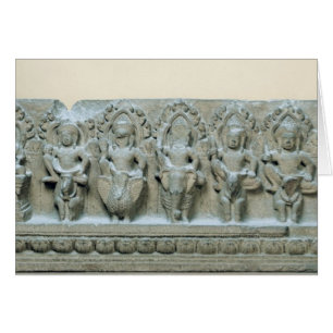 Frise dépeignant neuf divinités