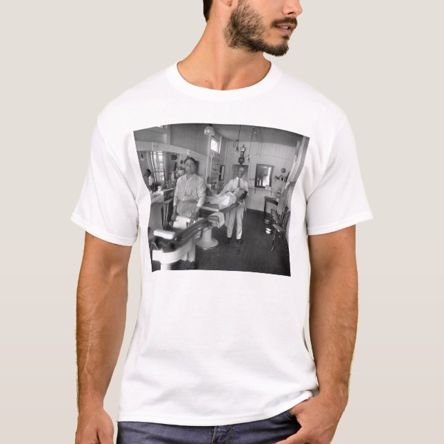Friseursalon T-Shirt (Vorderseite)