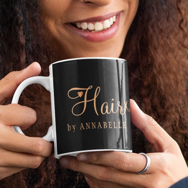 Friseursalonname personalisiertes Goldtypografie-L Kaffeetasse (Von Creator hochgeladen)