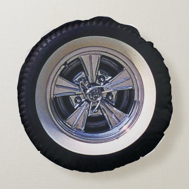 Frisiertes Auto u. Gewohnheits-Reifen-u. Rundes Kissen (Rückseite)
