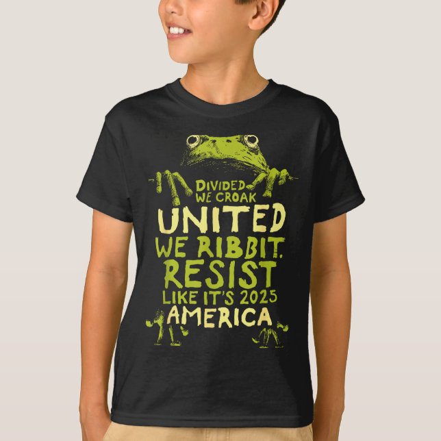Frog Resist Cute Funny  T-Shirt (Vorderseite)