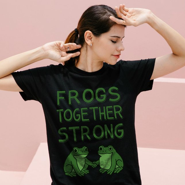 Frogs Together Strong Portland Frog Protest T-Shirt (Von Creator hochgeladen)