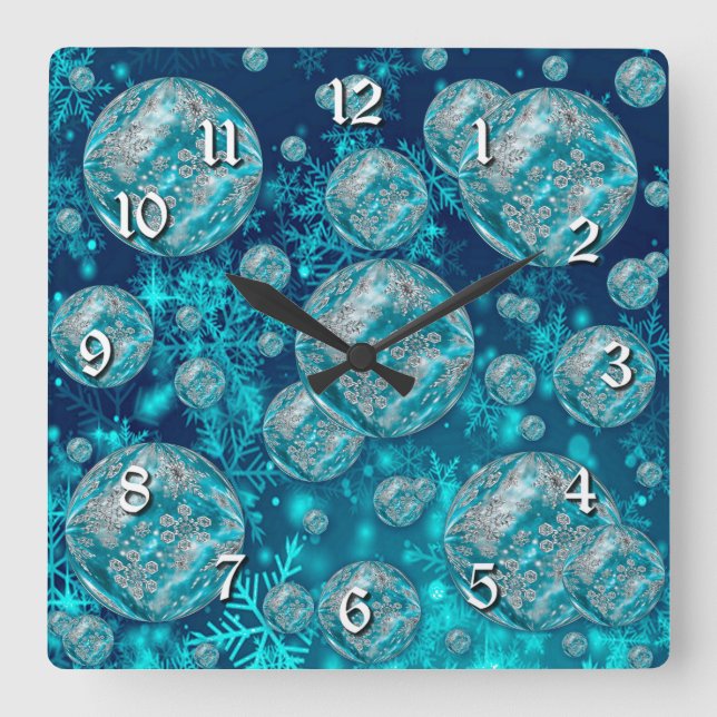 Frohe blaue Schneeflocken Quadratische Wanduhr (Vorderseite)