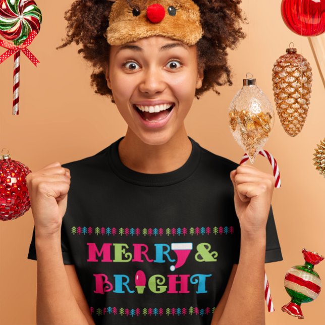 Frohe und helle heiße Pastelle Weihnachten T-Shirt (Von Creator hochgeladen)