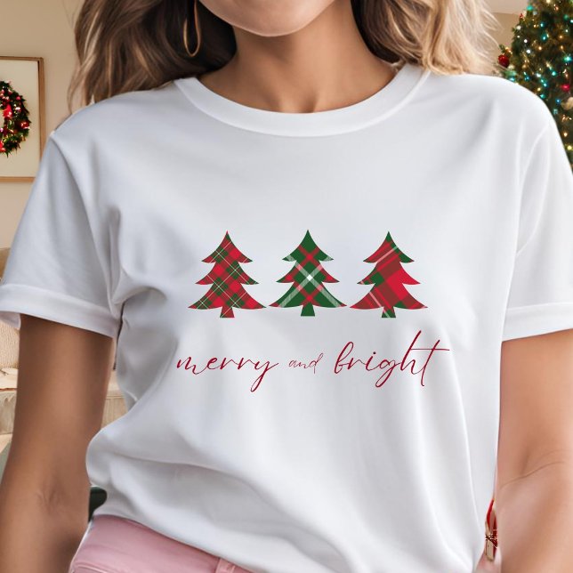 Frohe und helle Weihnachtsbäume Rot grüner Tartan T-Shirt (Von Creator hochgeladen)