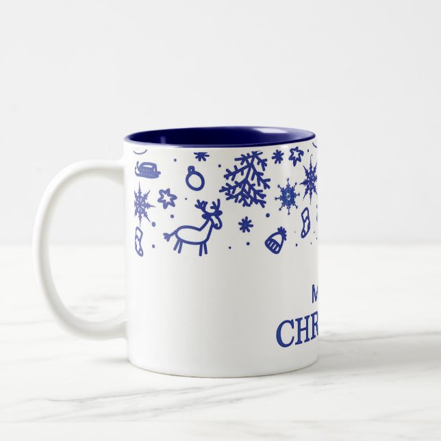 Frohe Weihnachten! Dekorative blaue Zeichnungen in Zweifarbige Tasse (Links)