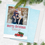 Frohe Weihnachten Ein Foto Red Truck<br><div class="desc">Ein Vintager weißer LKW-Winterszene,  der aus dem Wald oder dem Weihnachtsbaum zurückkehrt,  mit dem Weihnachtsbaum in diesem Jahr. Mit einem fröhlichen Weihnachtsfest,  einer Fotovorlage,  mit einer niedlichen Wasserfarbe,  niedlichem Retro-Winter,  Vintagem rotem LKW,  einem minimalistischen,  minimalen Schneefall,  mit einem Weihnachtsbaum,  mit blau und rot,  Urlaubsfotokarte</div>