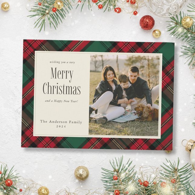 Frohe Weihnachten Elegantes Grün Kariertes Foto (Merry Christmas Elegant Green Red Plaid Photo Holiday Card)