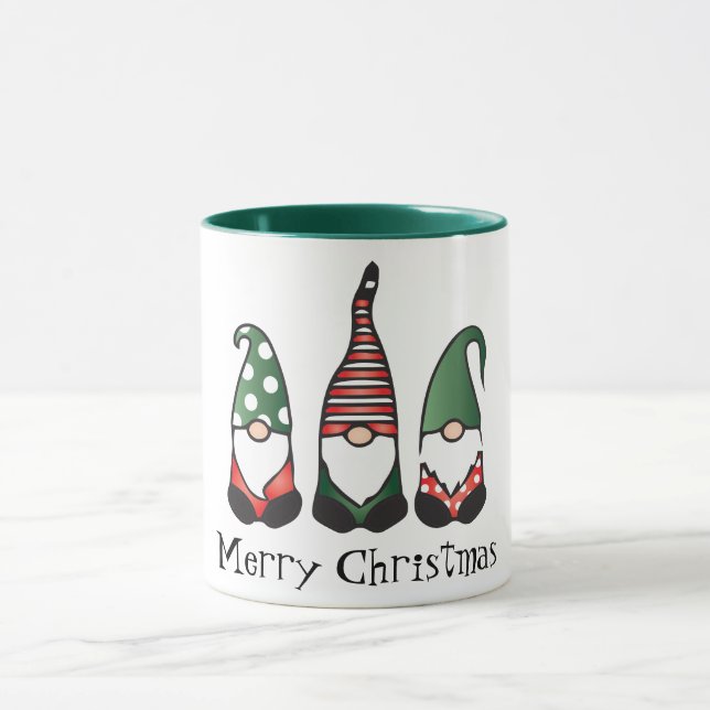Frohe Weihnachten Gnomes Red Green Tasse (Zentrum)