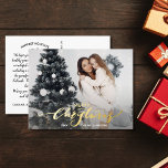 Frohe Weihnachten Große Foto Weihnachtsbrief Gold Folien Feiertagspostkarte<br><div class="desc">Mit dieser festlichen Postkarte mit "Frohe Weihnachten" in einem handgezeichnet Typografie-Schriftart in Echtgoldfolie - Set gegen Ihr Foto - senden Sie besondere Urlaubwünsche. Fügen Sie einfach Ihren eigenen typisierten Urlaub Gruß auf die Rückseite oder löschen Sie die Notiz, um Platz für eine handschriftliche Notiz verlassen. Fügen Sie auch Ihre Rücksendeadresse...</div>