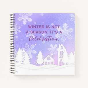 Frohe Weihnachten Lila Schneeflocken im Weißen Hau Notizbuch