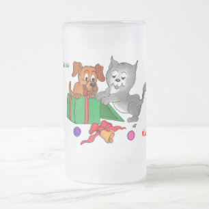 Frohe Weihnachten mit Katze und Welpe Mattglas Bierglas