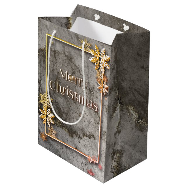 Frohe Weihnachten mit Tiefe und Schneekristallen Mittlere Geschenktüte (Rückseite Schrägansicht)