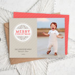 Frohe Weihnachten Moderne Weihnachtsfotokarte<br><div class="desc">Niedliches, modernes Weihnachtsfotografiedesign bietet Platz für Ihr Foto und farbenfrohe, lustige Typografie, die frohe Weihnachten in einem eleganten, runden Ornament mit gepunkteten Rahmen und wirbelnden Verzierungen liest. Personalisieren Sie das Design mit dem Namen Ihrer Familie und dem Jahr. Fröhlich koordinierendes gestreiftes Muster auf der Rückseite. Klicken Sie auf die IT-Schaltfläche...</div>