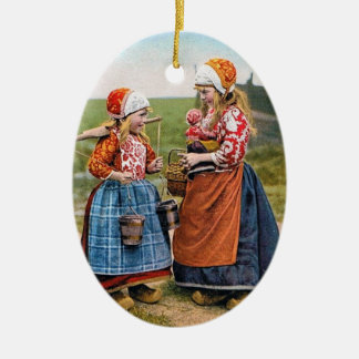 FROHE WEIHNACHTEN niederländische Mädchen Keramikornament