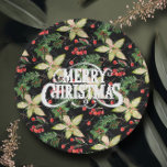 Frohe Weihnachten Poinsettias Holiday Pappteller<br><div class="desc">Frohe Weihnachten auf einem Hintergrund von weißen Poinsettien,  Blätter und Beeren auf schwarz sind auf diesen Tellern auf Urlaubspapieren zu sehen. PASSENDE Artikel in unserer Sammlung.</div>