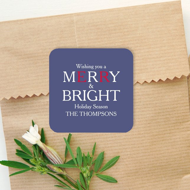 Frohe Weihnachten Red Navy Blue Simple Minimalisti Quadratischer Aufkleber (Whimsical simple Merry and Bright custom holiday sticker.)