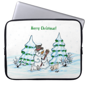 Frohe Weihnachten! Schneemann mit Katze und Welpe Laptopschutzhülle