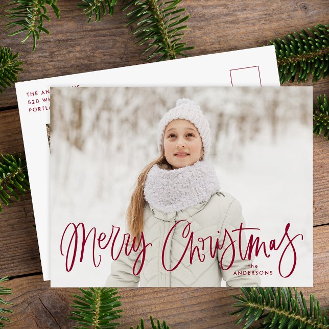 Frohe Weihnachten Whimsical Cranberry Script Foto (Von Creator hochgeladen)