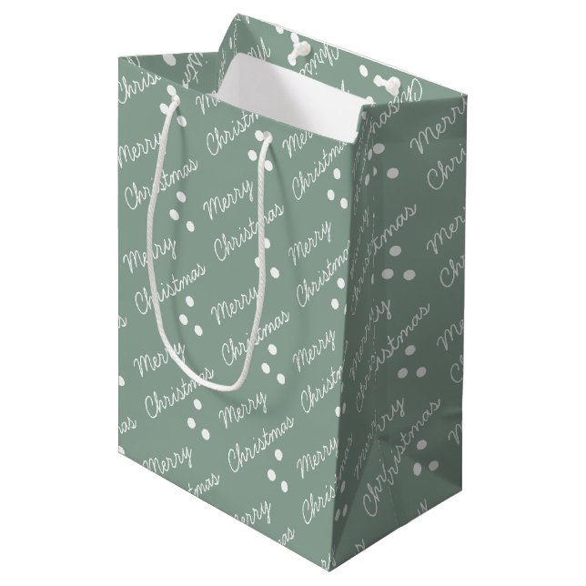 Frohe Weihnachts Muster Sage Green Mittlere Geschenktüte (Vorderseite Schrägansicht)