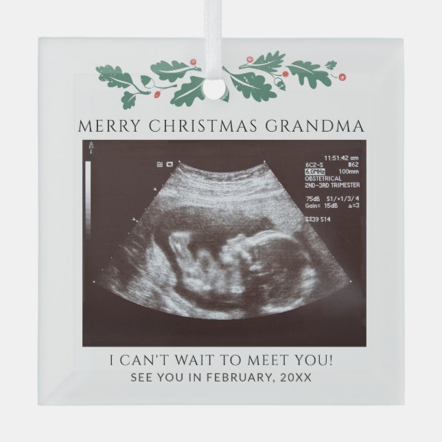 Frohe Weihnachts Oma Pregnancy Baby Reveal Ornament Aus Glas (Vorderseite)