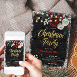 Frohe Weihnachts-Schnee Rote Blüte Chalkboard Part Einladung<br><div class="desc">Diese individuell gestaltbare Einladung ist für unsere Weihnachtskollektion konzipiert und bietet Weihnachtsbaumkranz,  Rot-Blüten,  Goldgold-Schriftart sowie personalisierbare Sektionen für Namen,  Datum,  Ort und Anfrage. Matching-Elemente verfügbar.</div>