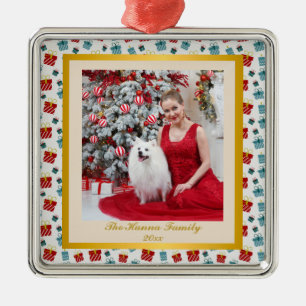 Frohe Weihnachts- und Neujahrsgeschenkmuster Ornament Aus Metall