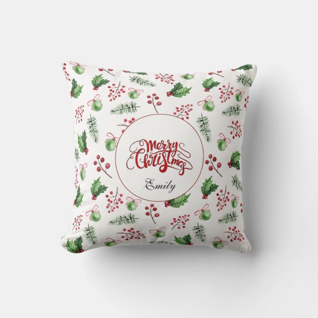 Frohe Weihnachtsbälle Holly Berries Pine Monogram Kissen (Vorderseite)