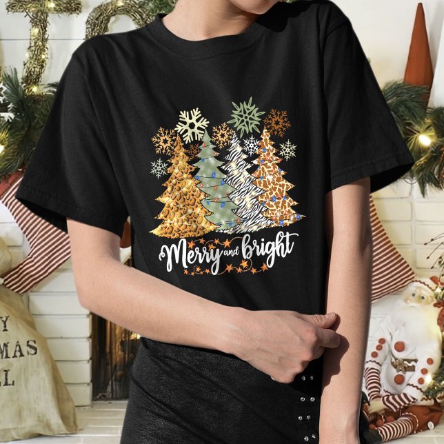 Frohe Weihnachtsbaum T - Shirt, Merry und Brigh T-Shirt (Von Creator hochgeladen)