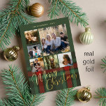 Frohe Weihnachtsfamilie 6 Fotos Rot-Grün Folien Feiertagskarte<br><div class="desc">Elegante karierte Tartan-Echtgoldfolie Frohe Weihnachtsschrift sechs Fotos klassische Rot-Wald-Grün-Urlaubskarte mit Ihrem personalisierten Text auf beiden Seiten.</div>