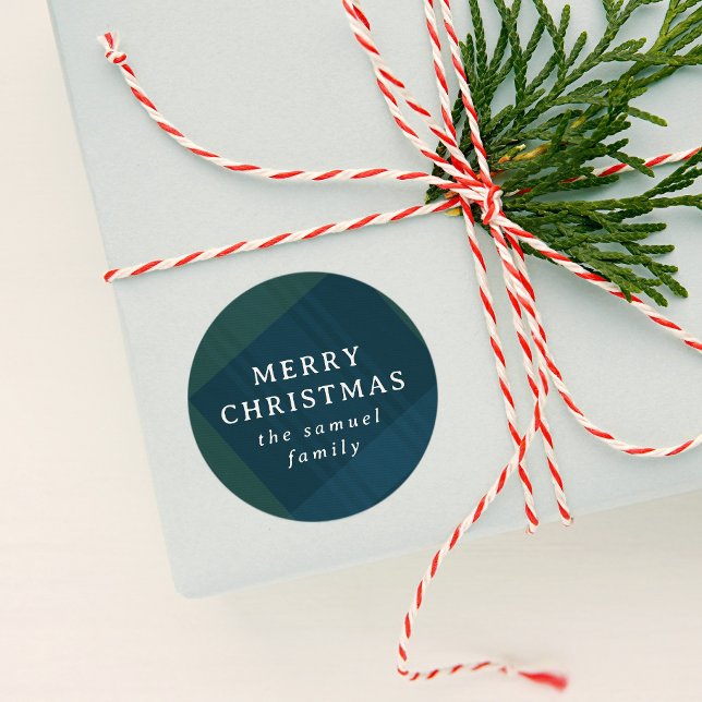 Frohe Weihnachtsklassik kariert personalisiert Runder Aufkleber (Von Creator hochgeladen)