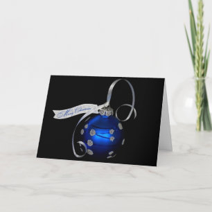 Frohe Weihnachtsschmuck auf schwarz Feiertagskarte