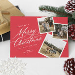 Frohe Weihnachtsschrift Titled Multi-Foto RED Feiertagskarte<br><div class="desc">Senden Sie Trend in dieser Urlaubssaison mit dieser modernen Weihnachtskarte mit mehreren Fotos,  die mit schrägen Schnappschüssen und elegantem Drehbuch ausgestattet ist.</div>