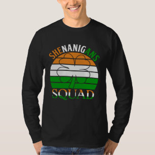 Frohen St. Patrick's Day Irish Shenanigans Squad  T-Shirt