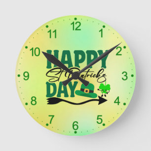 Frohen St. Patrick's Day Runde Wanduhr