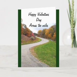 FROHEN VALENTINSTAG ÜBER DIE ENTFERNUNG FEIERTAGSKARTE
