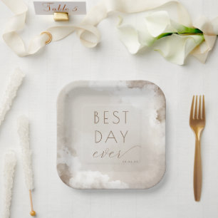 Fröhliche Beige-Aquarell-Hochzeitsplatten Pappteller