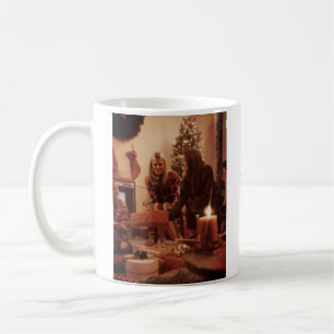 Fröhliche Vibes fügen Familien-Weihnachtsfoto-Name Kaffeetasse