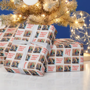 Fröhliche Vibes nur Retro Weihnachtsfeiertag Foto Geschenkpapier