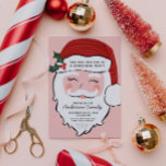 Fröhliche Weihnachtsfeier | Rosa und Rot | Von San Einladung<br><div class="desc">Diese Weihnachtsfeier ist perfekt für Ihre nächste Feier und mit einem fröhlichen Weihnachtsgesicht auf rosa Hintergrund mit einem Text, in dem auf dem Hut des Weihnachtsmannes "Du bist zu einem Weihnachtsfest eingeladen" steht. Alle Angaben zum Party sind auf dem Bart des Weihnachtsmanns aufgeführt. Die Rückseite hat rosa und rote diagonale...</div>