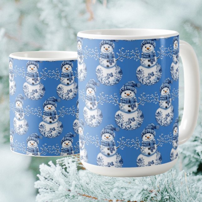 Fröhlicher blauer weißer glücklicher Schneemann  Kaffeetasse (Hot chocolate anyone?)
