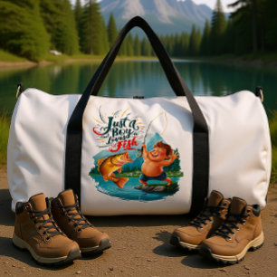 Fröhlicher Junge beim Fangen eines großen Fisches Duffle Bag