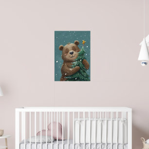 Fröhlicher Niedlicher Bär umarmt Weihnachtsbaum Poster