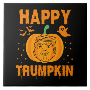 Fröhlicher Trumpkin macht Halloween wieder großart Fliese
