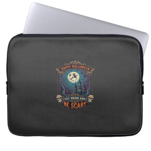 Fröhliches Halloween Hexenschloss Totenköpfe Fett Laptopschutzhülle