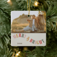 Fröhliches und helles Foto der Familie Weihnachten