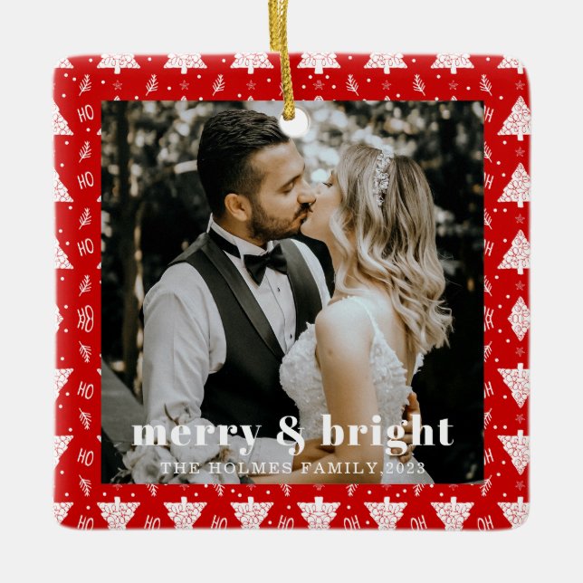 fröhliches und helles Weihnachtsbaumpaar Foto rot Keramikornament (Vorderseite)