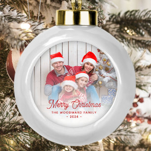 Fröhliches Weihnachtsfamilienfoto Roter Schriftzug Keramik Kugel-Ornament